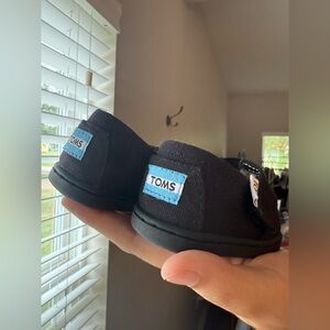 NWOT TOMS